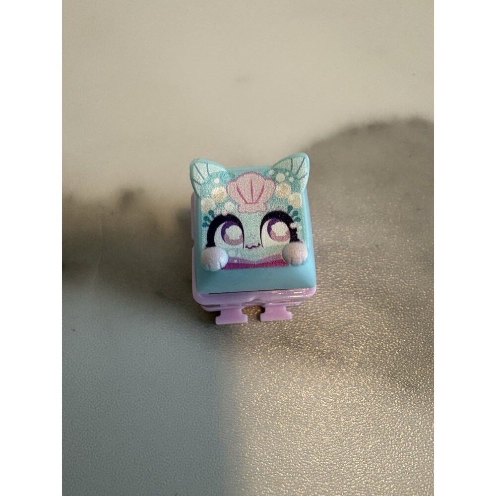 Clickeez Series 2 #81 @mermy<3 Upper Uncommon